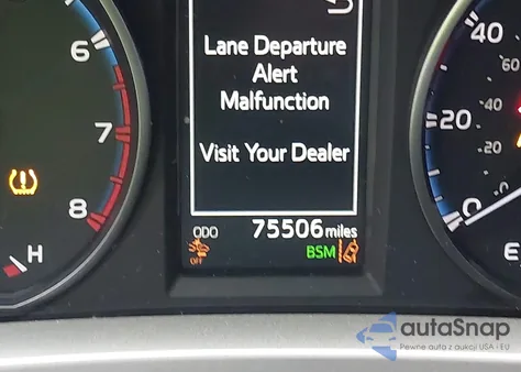 2017 Toyota Rav4 Xle из США, поврежденный, VIN JTMRFREV2HJ164189